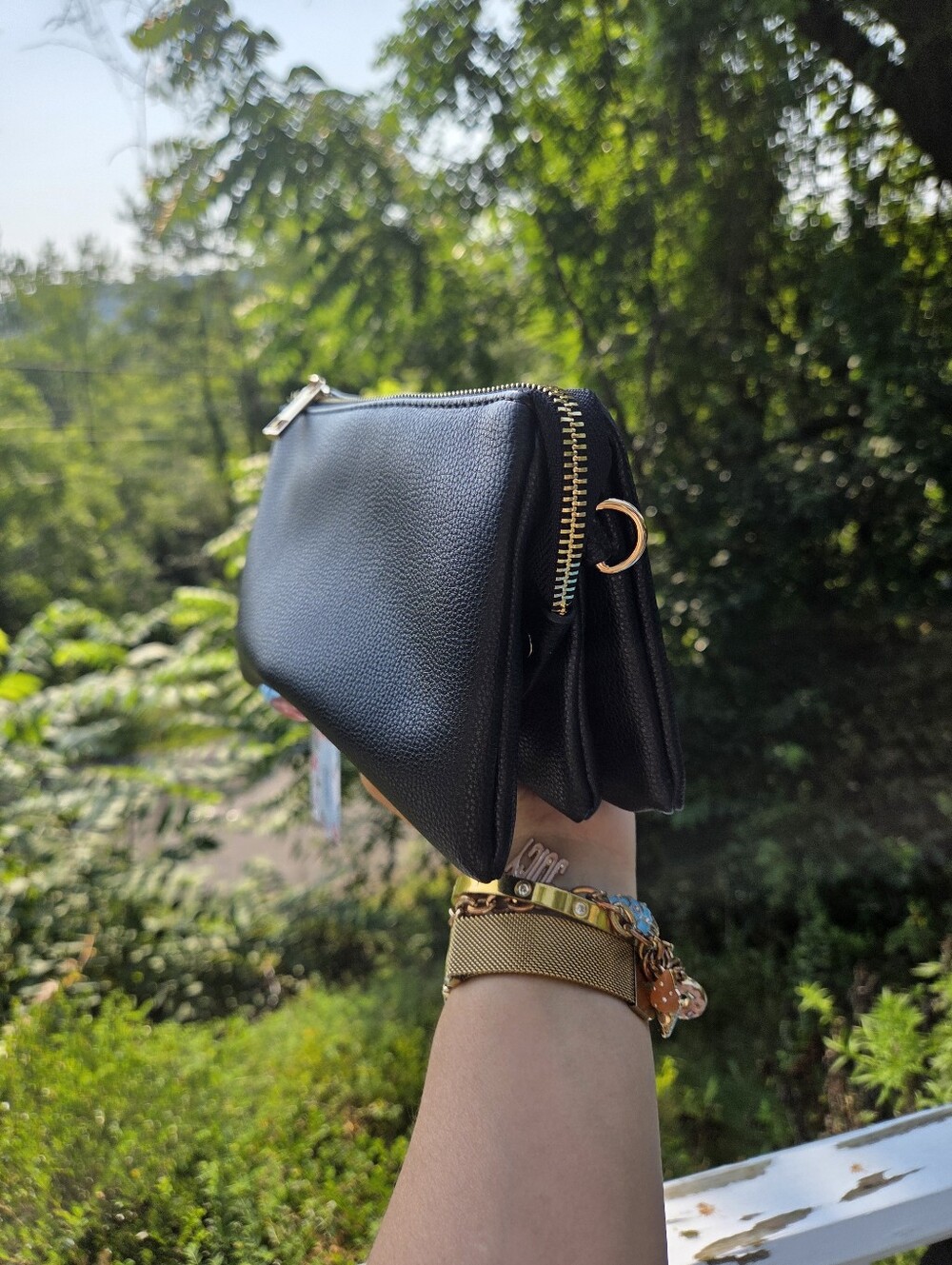 Brentano Black 3 Compartment Crossbody Wallet Bag